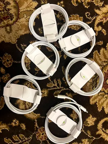 USB-c to lightning cable 100% original