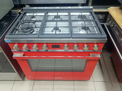 Smeg Brand Latest New Model Freestanding Top Gas 6 Burner, Electric Oven Cooker Range Size 90 cm