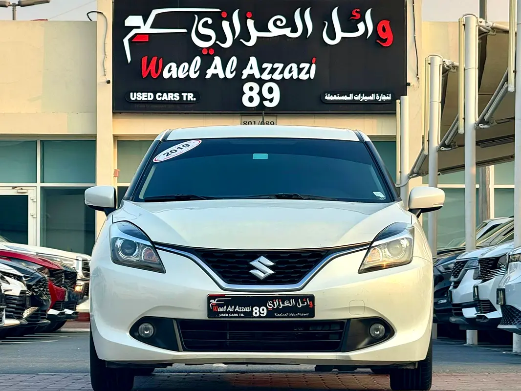 Suzuki Baleno 2019 — photo 1 of 15
