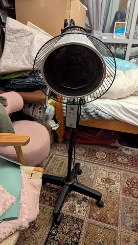 Adjustable Halogen Heat Lamp