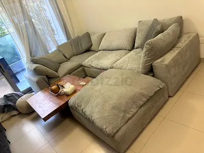 Selling in excellent Condition Pan Emirates pianca feather filled Modular Living room Sofa