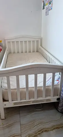 Cot bed