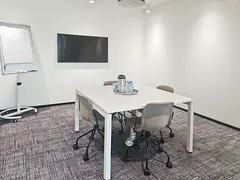 All-inclusive access to professional office space for rent for 10 persons in Abu Dhabi, Metal Park D