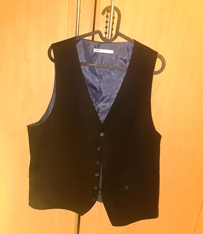 Zara Stylish Black Vest for Casual or Formal Wear