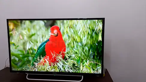 Sony UHD LED 43 inch in mint condition.