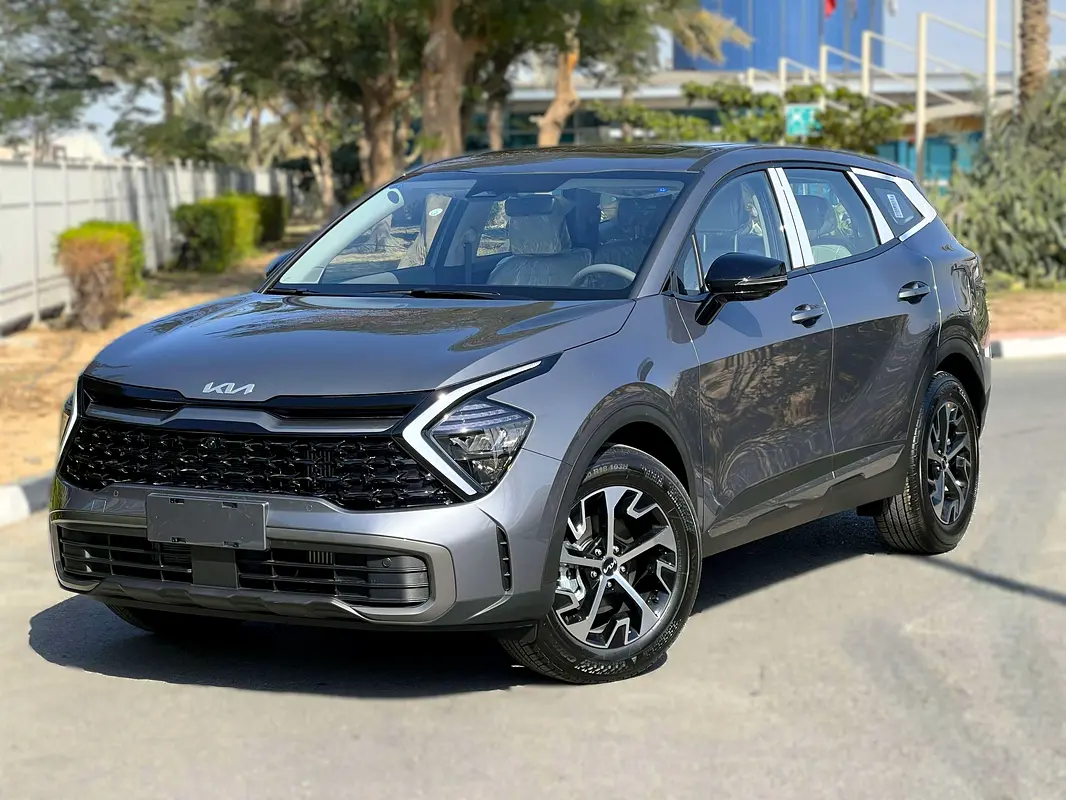 Kia Sportage 2025 — photo 1 of 16