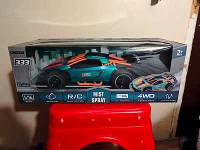 Crazon Mist Spray Remote Control Car