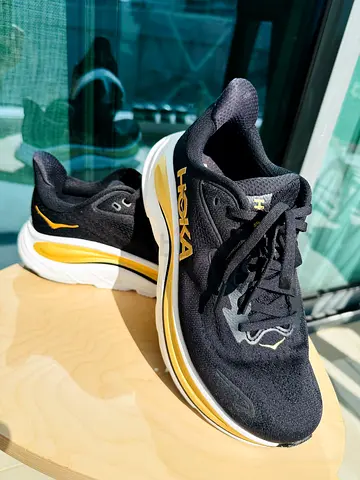 HOKA Clifton 10 Womens Running Shoe