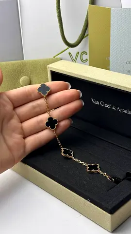 Van cleef vintage alhambra bracelet