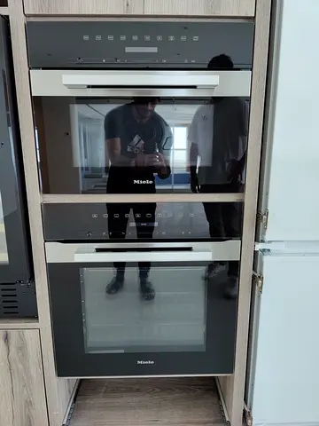 Miele 7th series built-in oven and microwave set 60cm