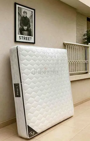 Brand New king 180x200 Top Memory foam Pocket Spring Mattress Available