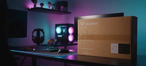 LG UltraGear 27 27GR95QE OLED Gaming Monitor QHD with 240Hz Refresh Rate  0.03ms Response Time, AM