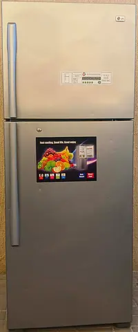 LG fridge for sale neat and calen