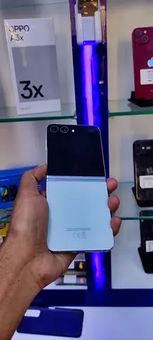 SAMSUNG FLIP 5,, 8GB RAM,, 512 GB STORAGE,, TRA UAE VERSION 🇦🇪,, ALL ORIGINAL DEVICE