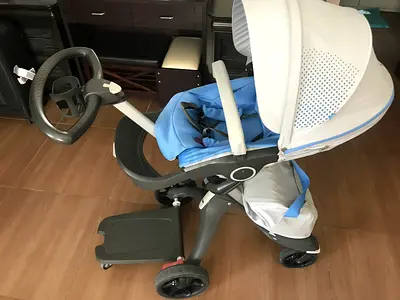 Stylish and Comfortable Baby Stroller