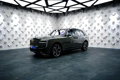 One off Black Badge Rolls Royce Cullinan