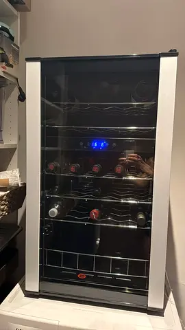 Elakta Wine cooler 36 bottles holding Capacity