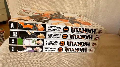 Haikyuu!! Manga Bundle – Random Volumes (1, 11, 27, 43)