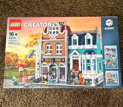 LEGO Creator Expert Bookshop (10270) - 2504 Pieces