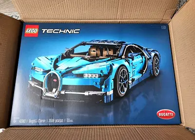LEGO Technic Bugatti Chiron - 42083 Model Kit