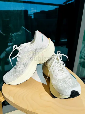 ANTA C202 Womens Running Shoe (Carbon Plated)