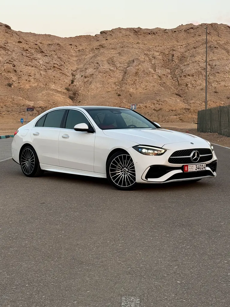 Mercedes-Benz C-Class 2023 — photo 1 of 17