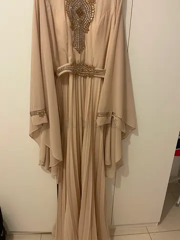 Elegant Beige Evening Dress