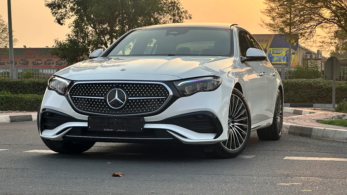 Mercedes-Benz E-Class 2026 — photo 1 of 20