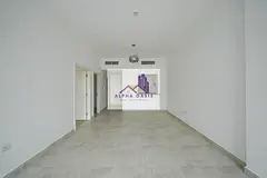 MODREN &amp; SPACIOUS WITH STUDY ROOM / FREEHOLD CONVERTIBLR