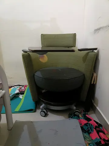 Cozy Corner Desk Chair with Revolving Table