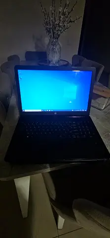 HP Laptop in Excellent Condition - Great for Work and Study