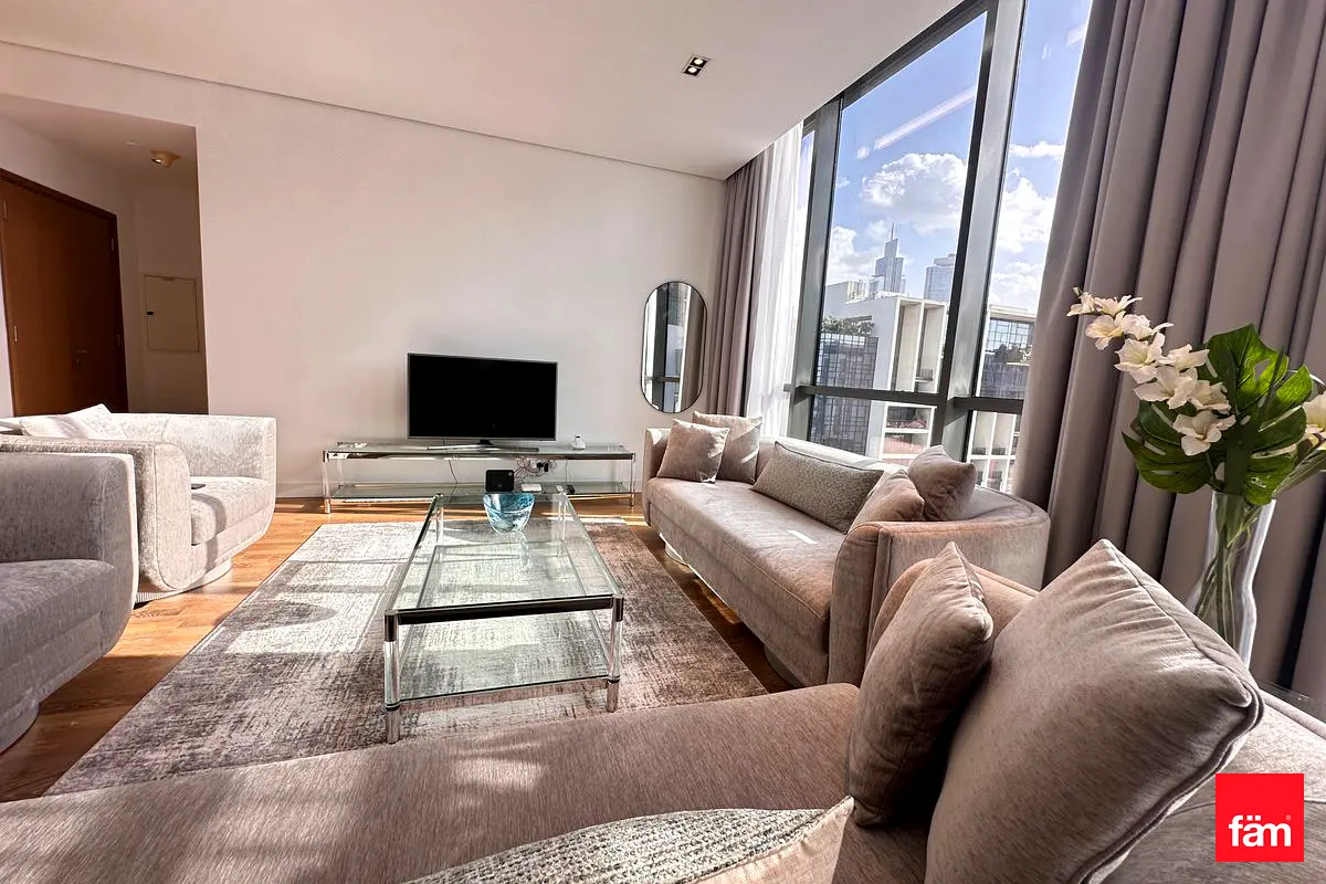 Spacious | Skyline View | Vacant