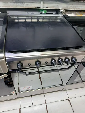Indesit Four burner full gas cooker size 60cm