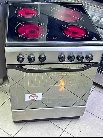 Indesit Italian brand 4hubs electric ceramic cooking range for sale with Electric Oven, free deliver