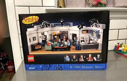 LEGO Seinfeld Set - Iconic TV Show Recreation 21328