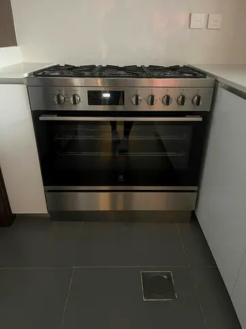 Electrolux Top Gas Oven electric cooker 90cm