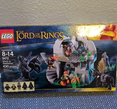 Rare LEGO 9472 Lord of the Rings: Attack on Weathertop Set for sale