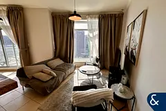 Community | Mid Floor | Separate Dining Area