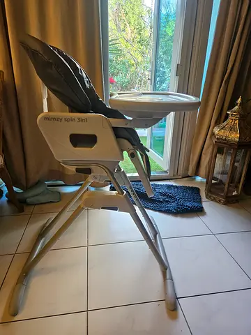 Baby highchair mimzy spin 3in 1