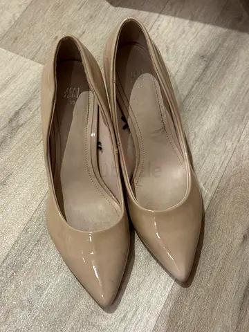 HM  Nude-Heels