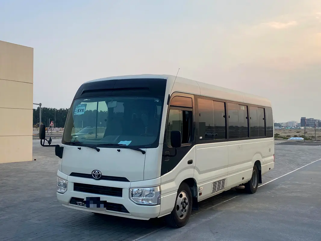 Toyota Coaster 2022 — photo 1 of 12