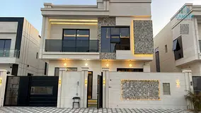 Five master bedrooms / a hall, a council, a kitchen and a maid's room / interior decorations and