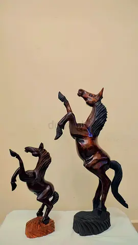 Luxury African Wooden Horse Sculpture – Vastu Approved