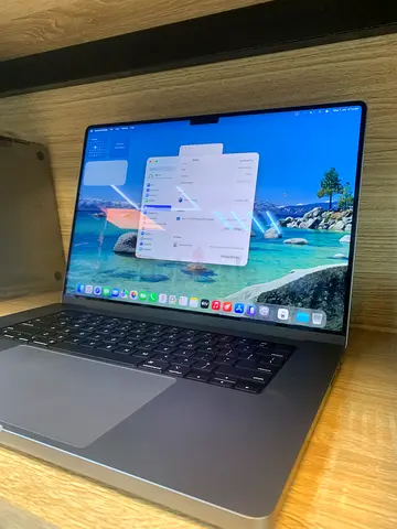 MacBook Pro 16” M2 Max 2023 | 32GB RAM | 1TB SSD | 32-Core GPU | Like New