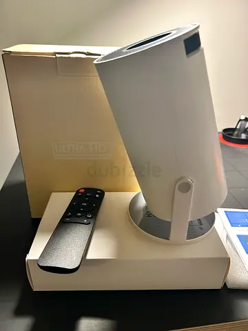 Compact Portable Projector with Remote and HD Quality. No brand