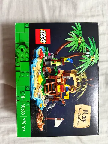 LEGO Ray The Castaway Set - 239 Pieces