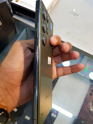 Samsung S23 Ultra Dual Sim TDRA - Great Condition