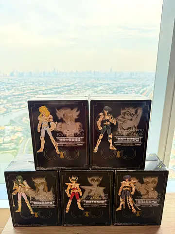Saint Seiya Myth Cloth figures BUNDLE - Power of Gold, great condition