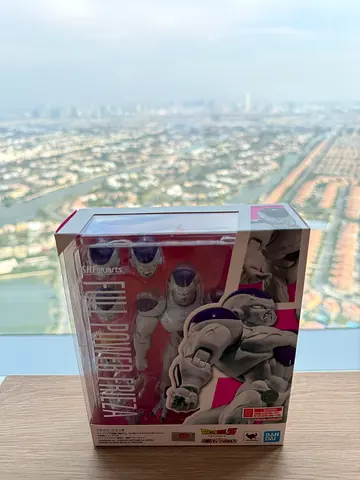 SHF Figuarts BANDAI Dragon Ball - Frieza Full Power form BRAND NEW