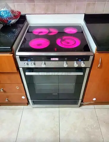 Siemens electric ceramic cooking range High-Quality Electric Cooker with Oven, free delivery install